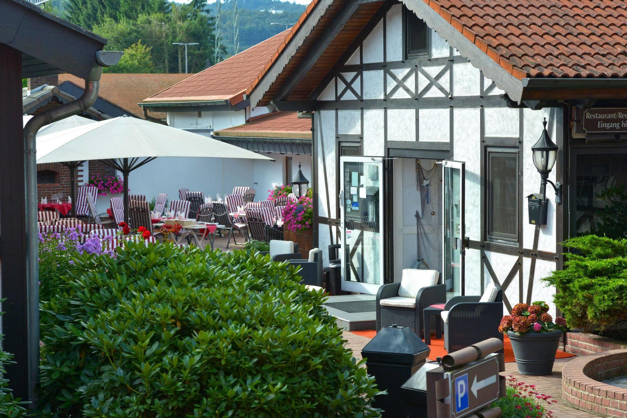Hotel Rosenhof Gmbh Ramstein-Miesenbach Exterior foto